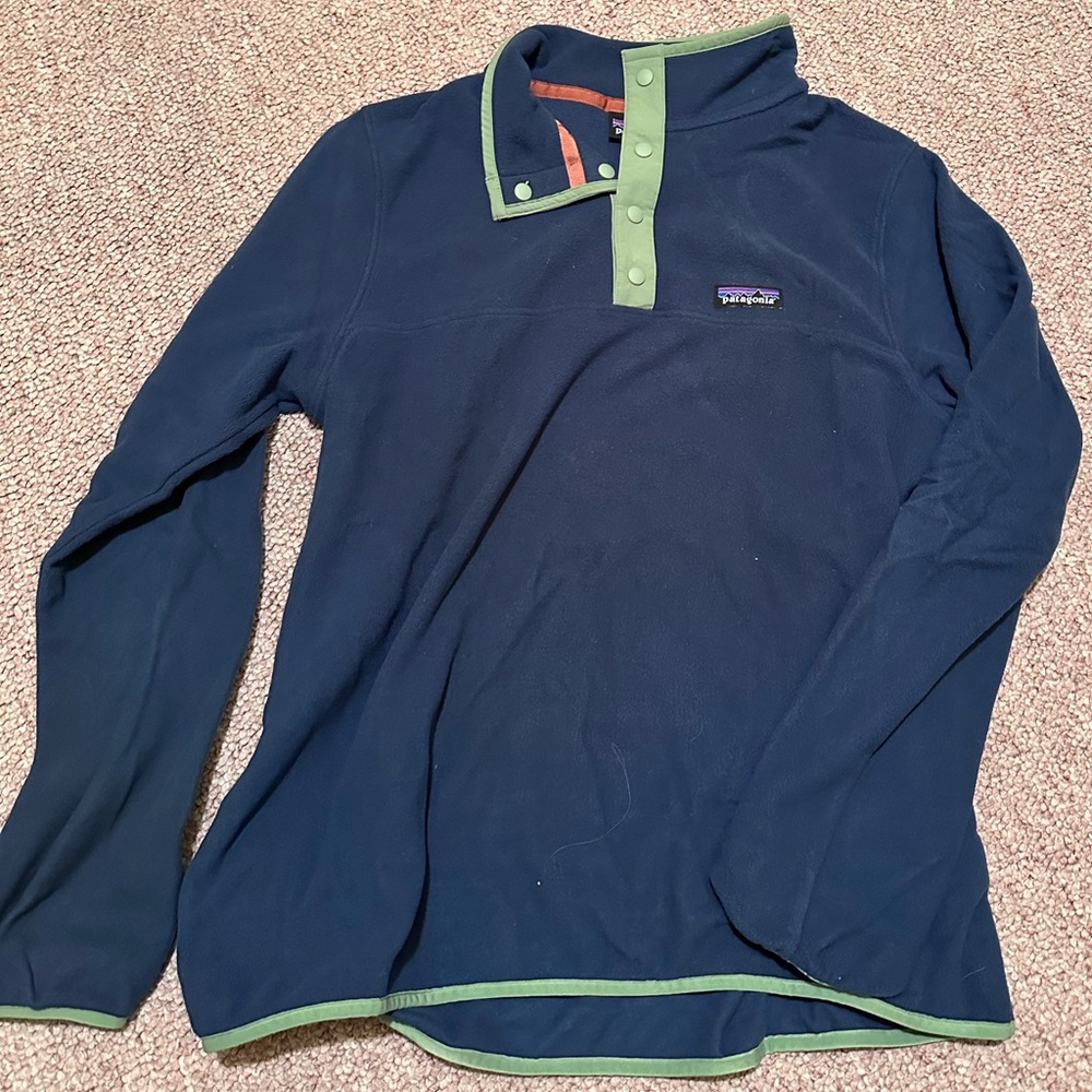 Lightweight Patagonia synchilla snap T Womens